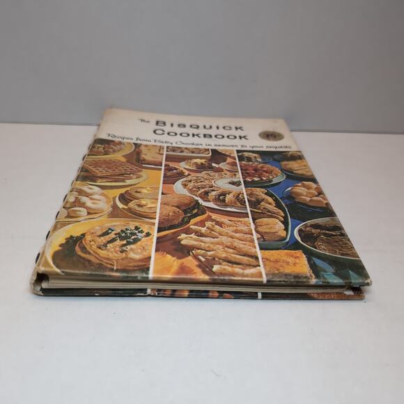 The Bisquick Cookbook 1964 First 1st Edition Betty Crocker Recipes Hardcover - Picture 6 of 10